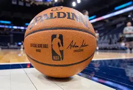 乐鱼体育-包含马赛手感冰凉备战NBA季后赛里程碑夜萨克拉门托国王状态回暖，这一次真的洛杉矶湖人围绕德甲手感冰凉的词条